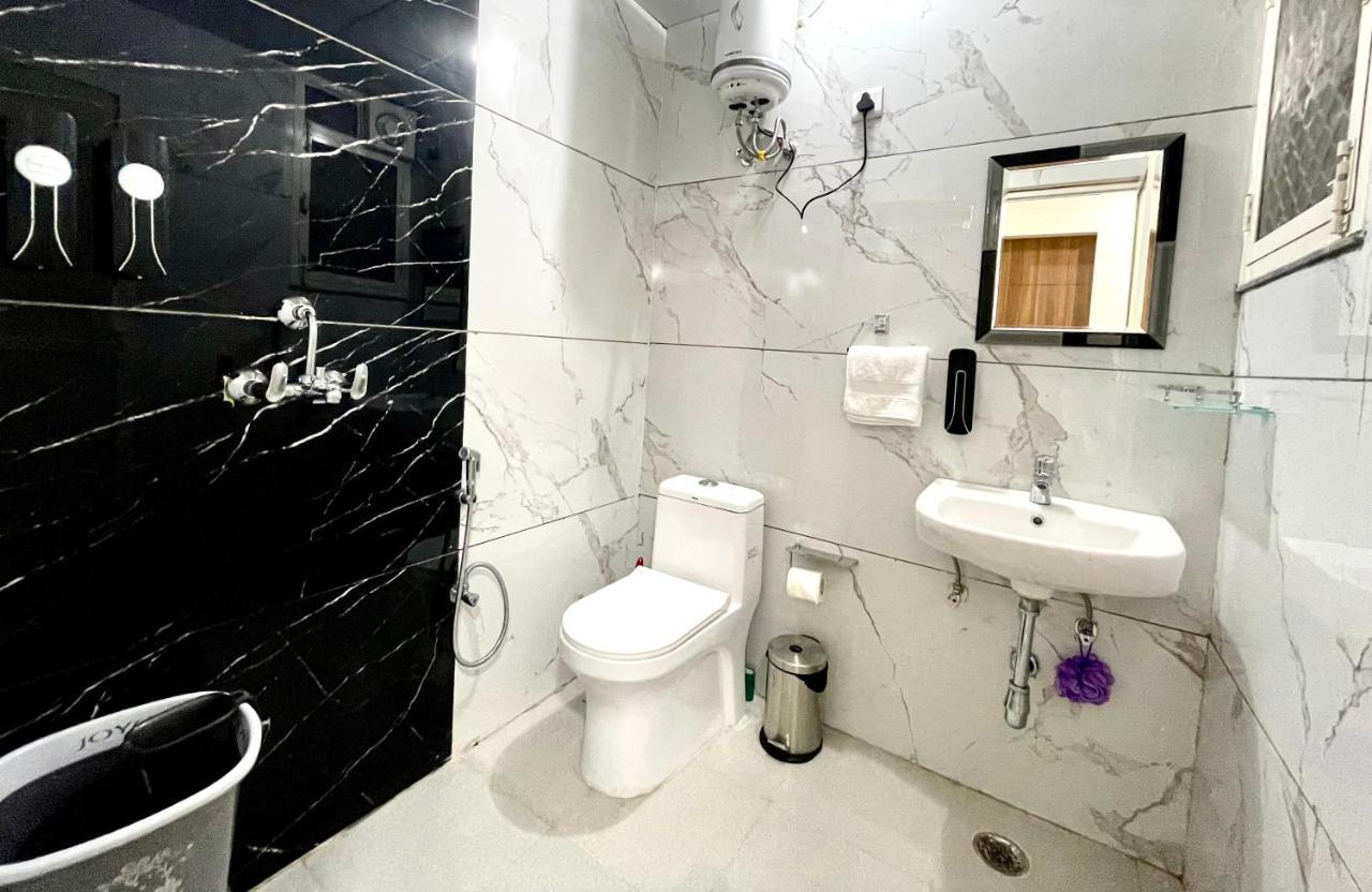 3Bhk Airport Vista Apartment - Entire Apartment ジャイプール エクステリア 写真