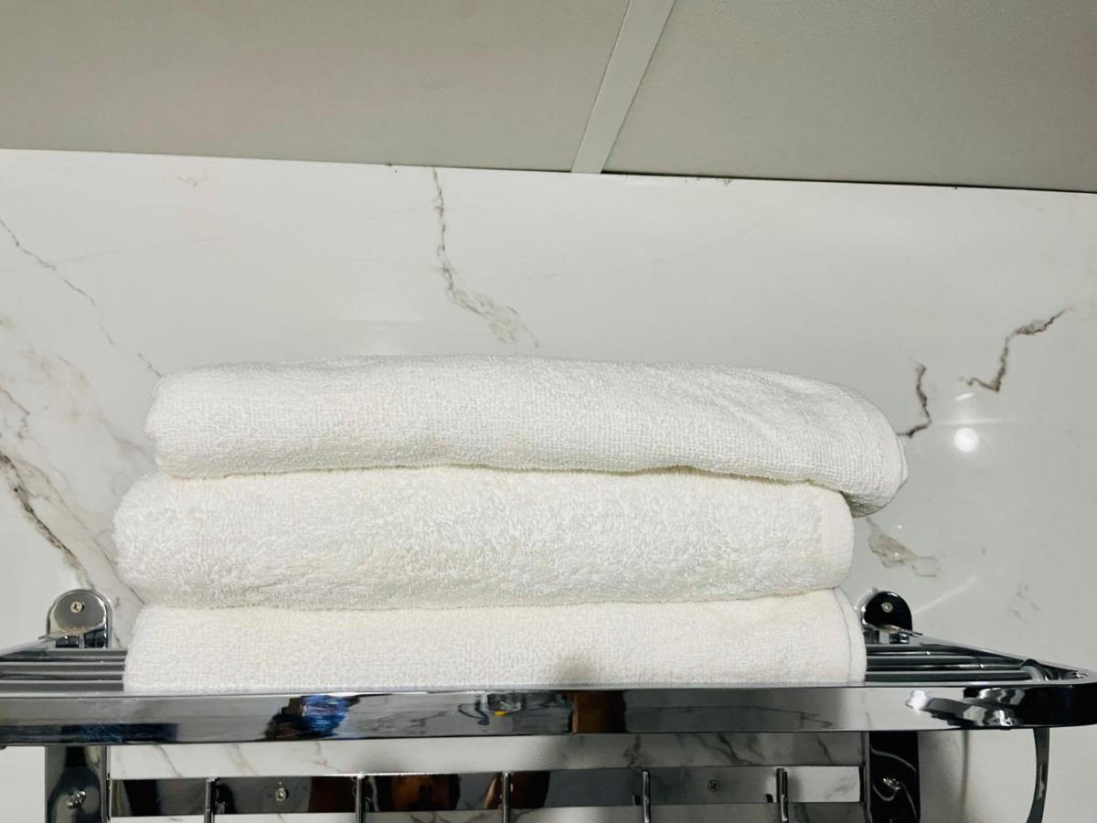 3Bhk Airport Vista Apartment - Entire Apartment ジャイプール エクステリア 写真